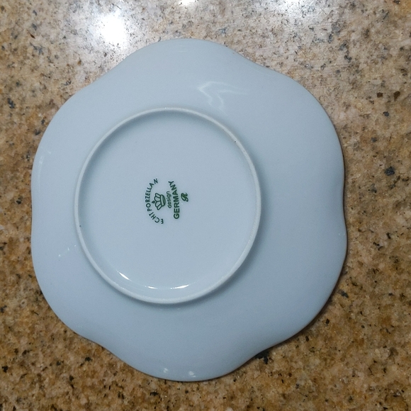 Beautiful Rare Vintage German porcelean cup and saucer set - Picture 6 of 6